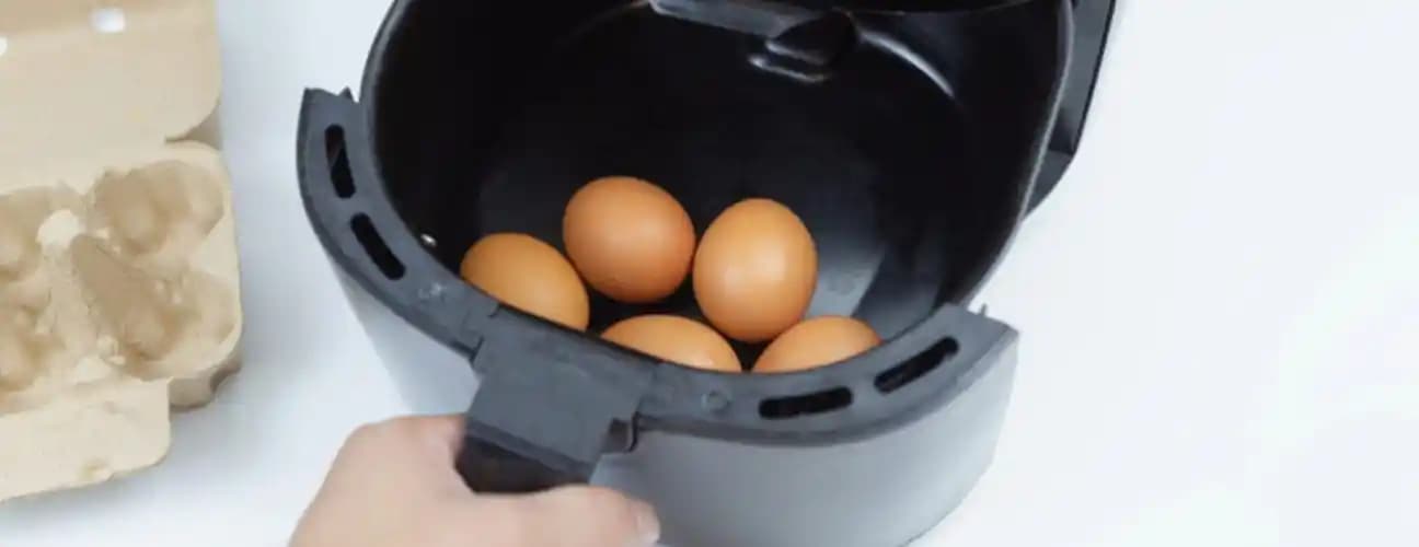 Air Fryer'da Haşlanmış Yumurta Pişirme Zorlukları ve Alternatif Yöntemlerin İncelenmesi