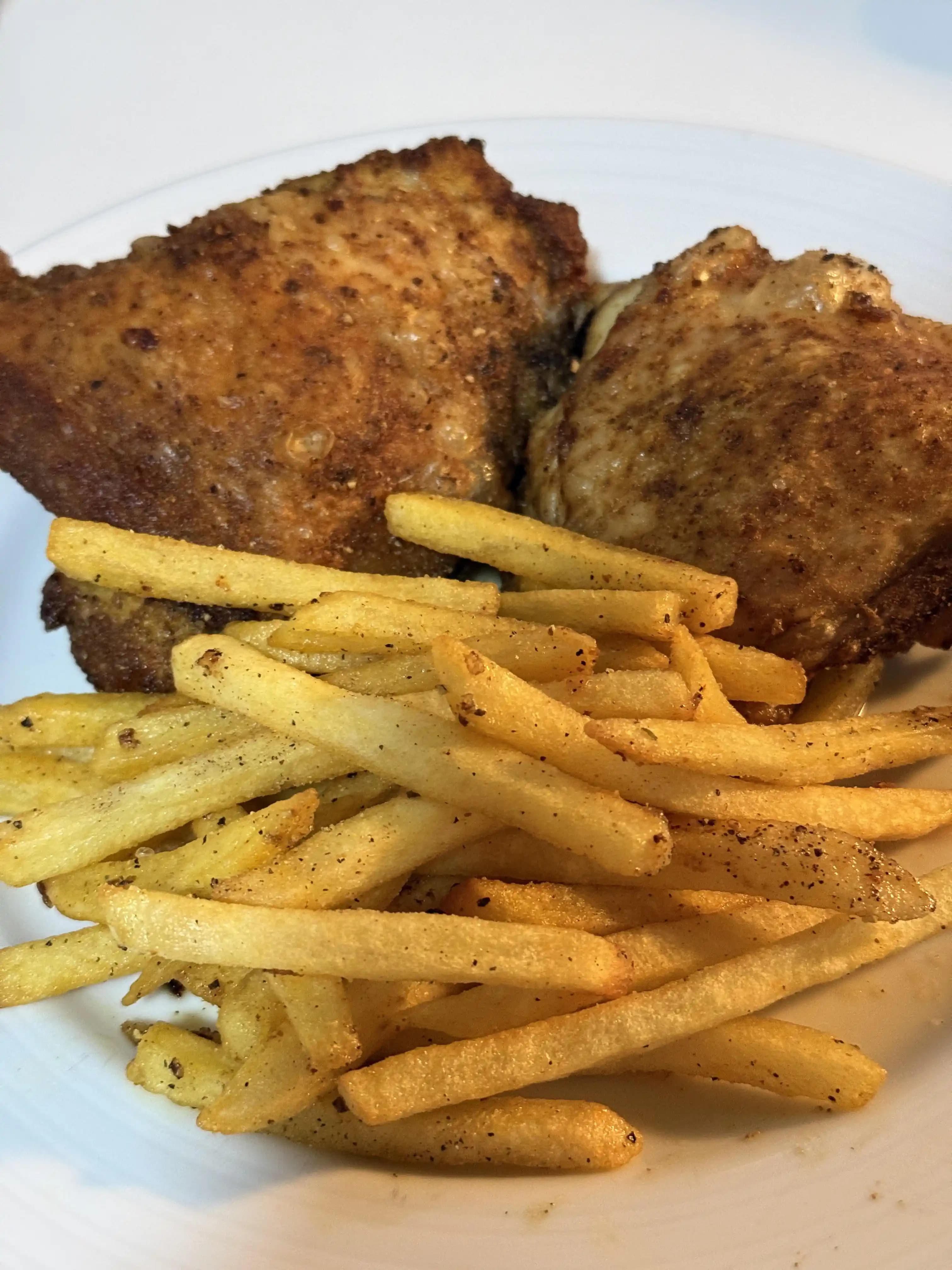 Airfryer Kullanımının Avantajları, Pişirme Teknikleri ve Mutfağa Katkıları