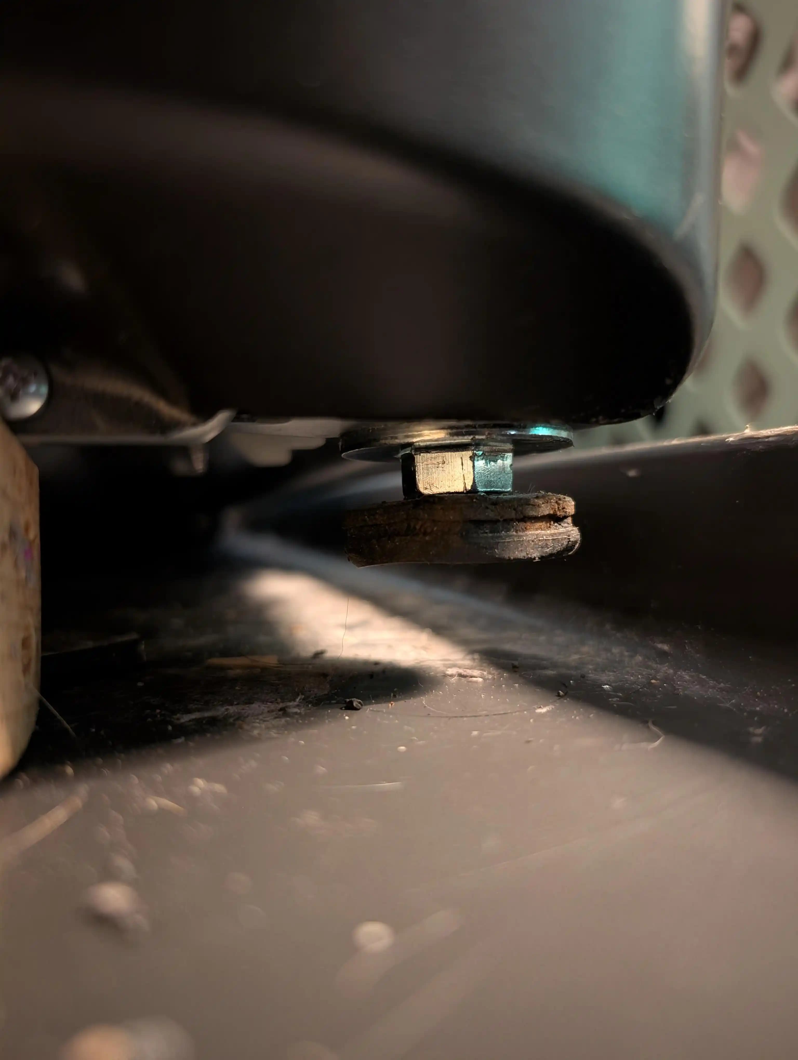 Çamaşır Makinesi Ayak Tasarımında Dar Alan Sorunları ve Çözüm Yöntemleri