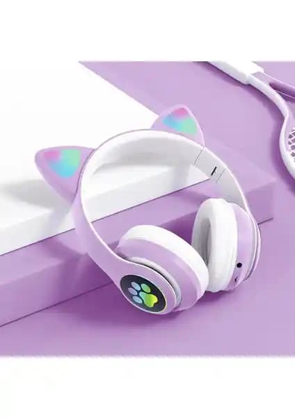 Novatis Kedili LED Kablosuz vs teknosepetim Kedili RGB Kulak Üstü P47M Karşılaştırması