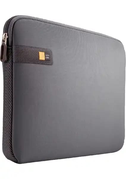 Case Logic 13.3'' Neopren ve Reflect 13'' Kılıf Karşılaştırması ve Özellikleri 1
