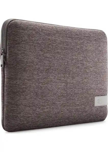 Case Logic 13.3'' Neopren ve Reflect 13'' Kılıf Karşılaştırması ve Özellikleri 2
