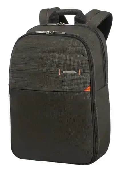 Samsonite CC8-19-005 ve Guard IT 15.6'' modellerinin detaylı karşılaştırması