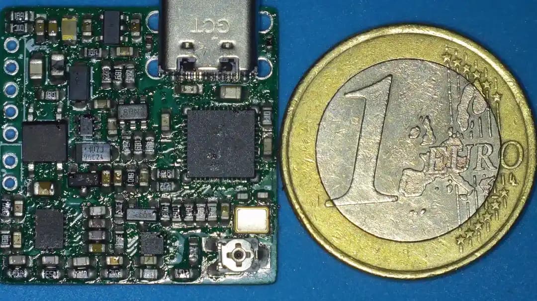 Dijital Osiloskop Tasarımı: THT ve SMD Versiyonlarının Küçültülmüş PCB Üretimi ve Montajı
