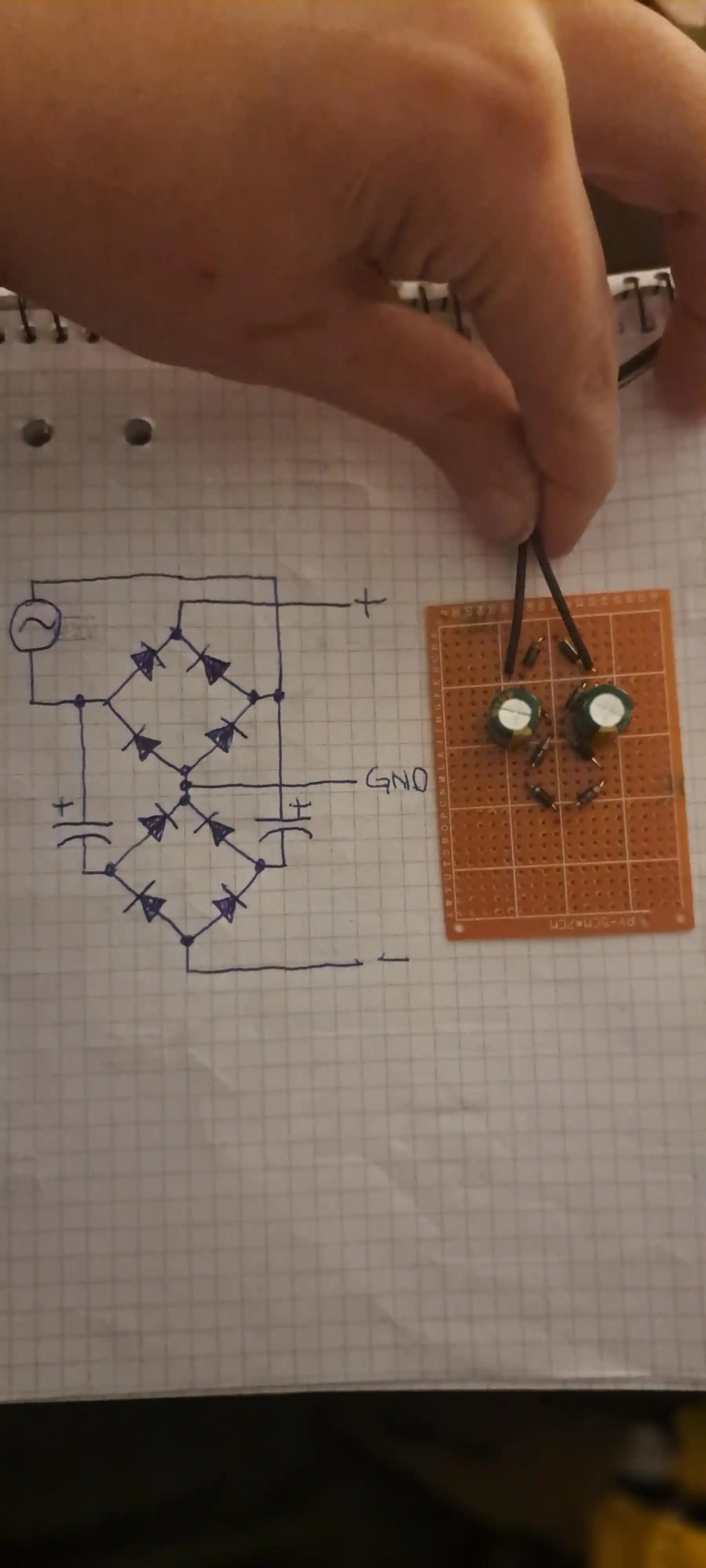 Tek Sargılı 12VAC Transformatörden Çift ±12V Besleme Elde Etme Yöntemleri ve Tasarım İpuçları