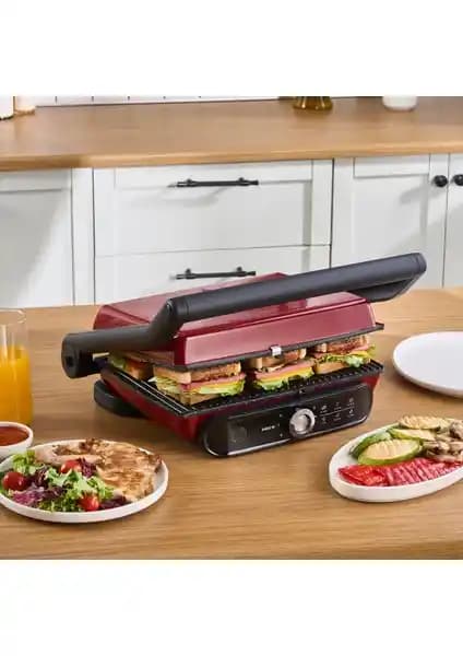 Karaca Gastro Grill Pro ve Schafer Concept Grill Tost ve Izgara Makinesi Karşılaştırması