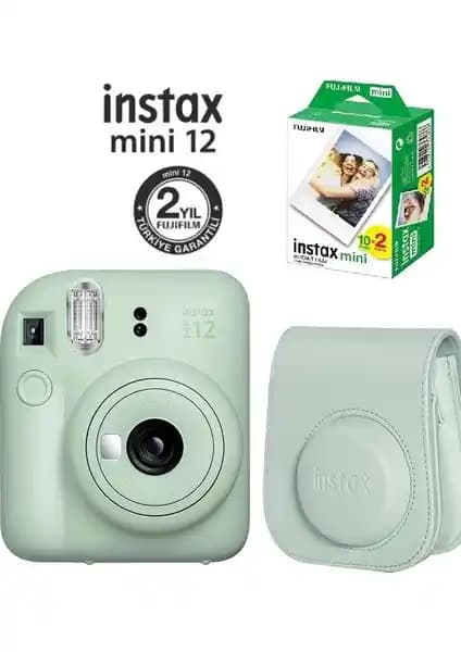 Fujifilm Instax Mini 12 Pembe ve Siyah Modellerinin Detaylı Karşılaştırması