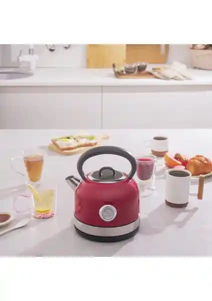 Karaca Retro Su Isıtıcısı Kettle 2202: Şık Tasarım ve Pratik Özellikler Bir Arada