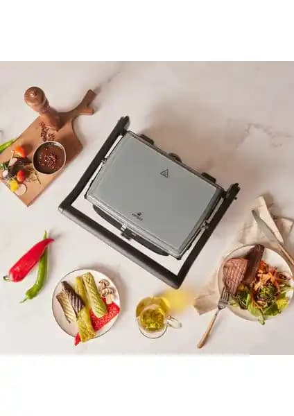 Karaca Gastro Grill Glass Premium Tost ve Izgara Makinesi 2400W Güçle Hızlı ve Şık Mutfak Çözümü
