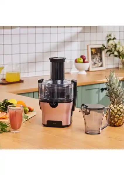 Karaca Maxvit Katı Meyve Sıkacağı: Güçlü Motor ve Büyük Kapasiteyle Sağlıklı Sıkım Deneyimi