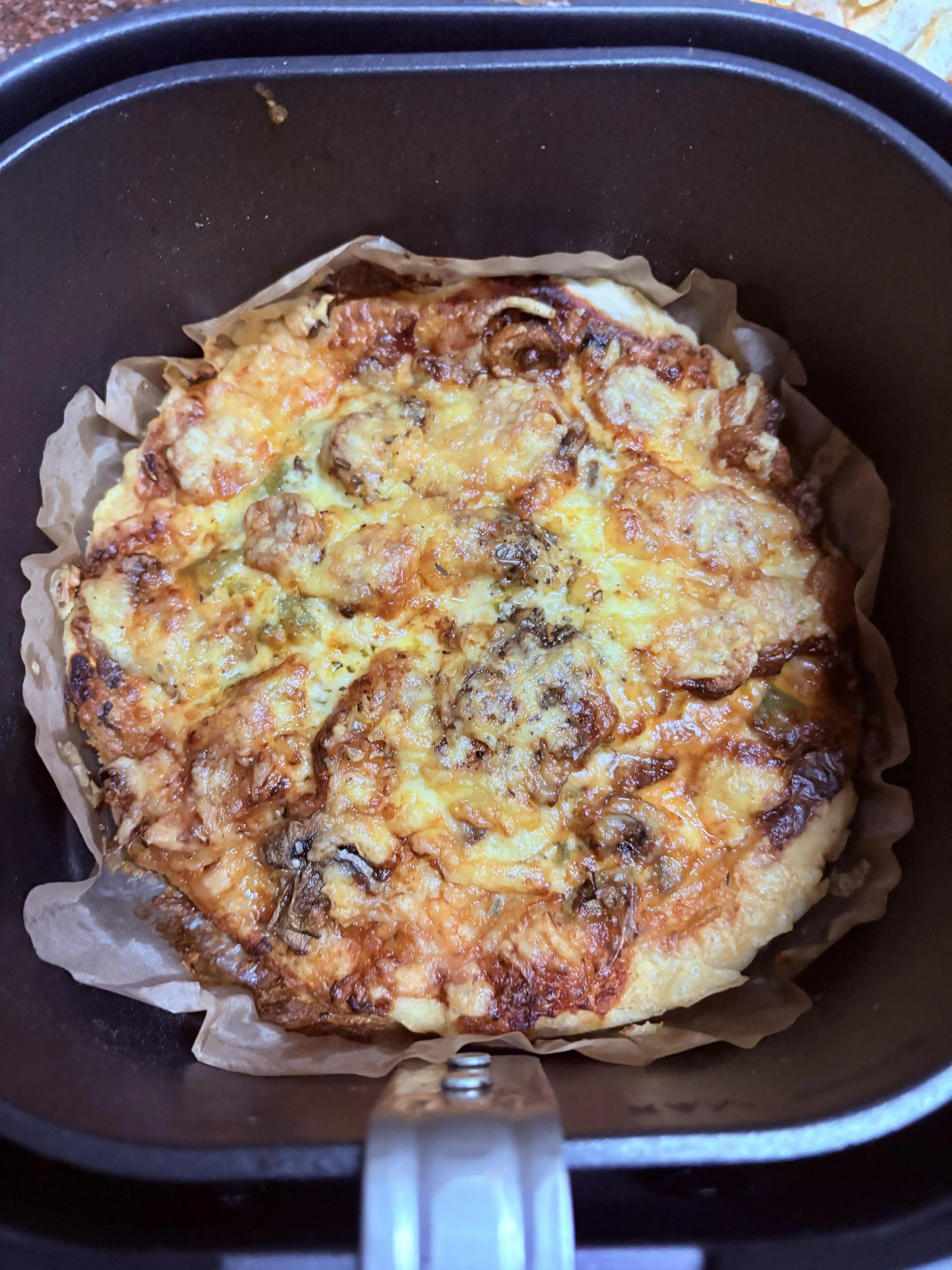 Air Fryer ile Pratik Pizza Yapımı: Tarifler, Teknikler ve Püf Noktaları