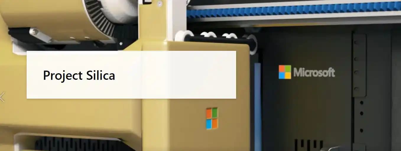 Microsoft'un Project Silica ile 10.000 Yıl Dayanabilen Cam Tabanlı Veri Depolama Teknolojisi