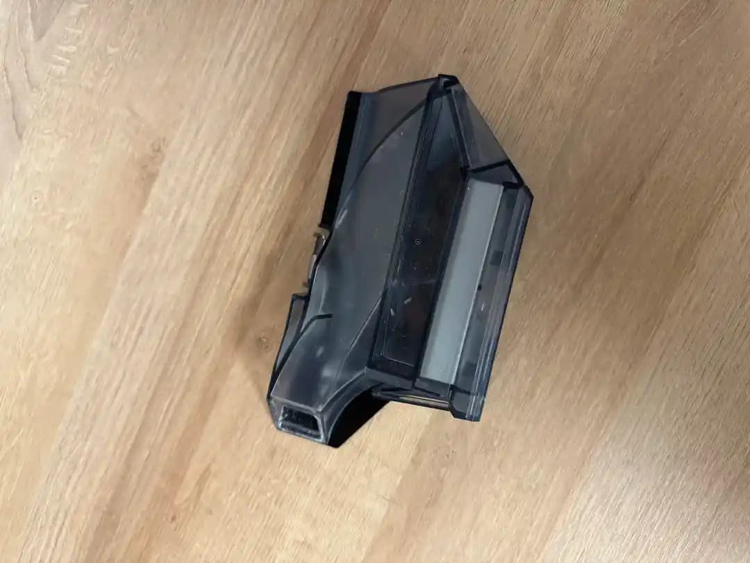 Robot Süpürgelerde Toz Haznesi Tasarımının Performans ve Bakım Üzerindeki Uzun Vadeli Etkileri