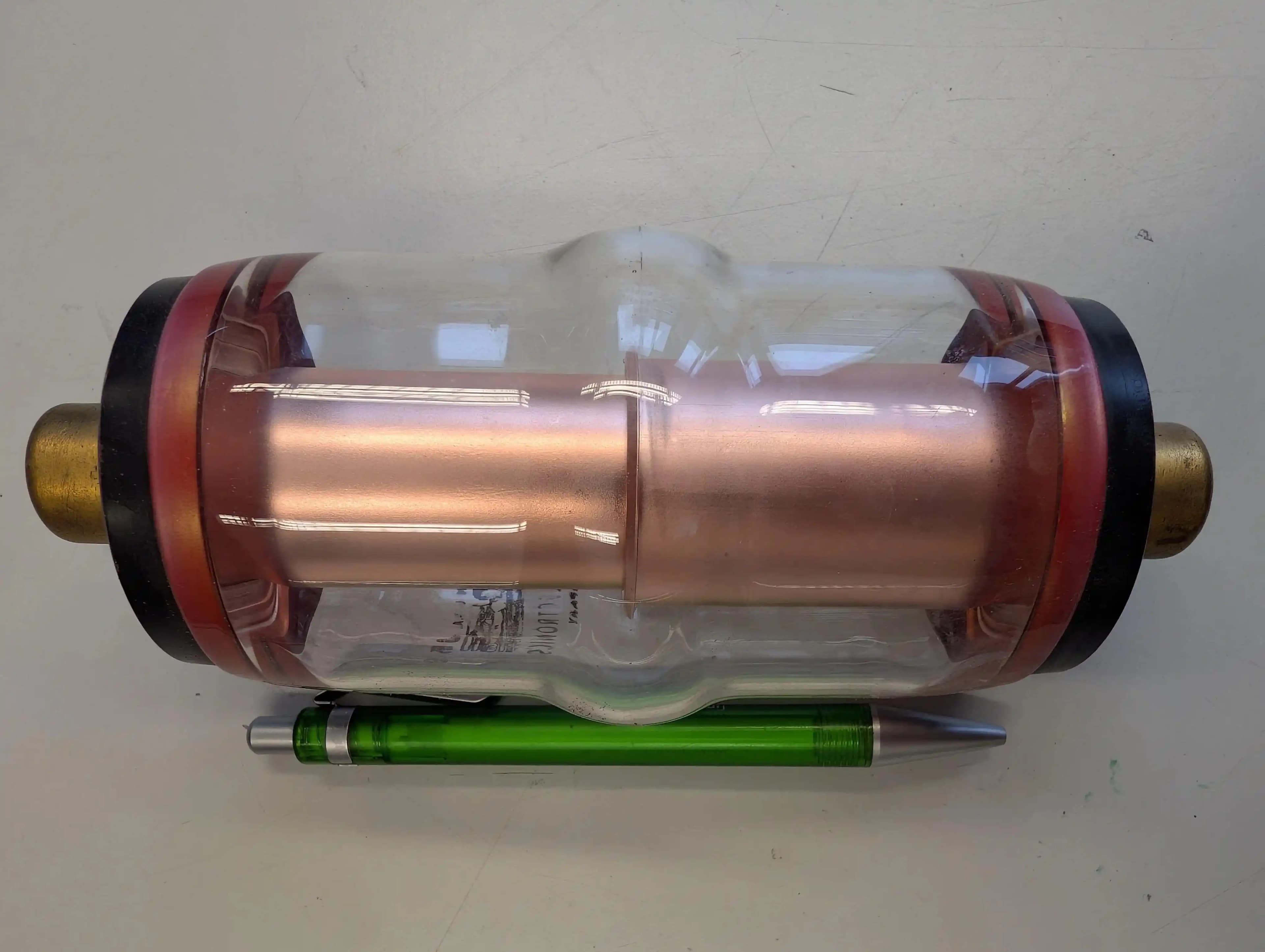 Yüksek Gerilim Vakum Kondansatörleri: Teknik Özellikler ve Çeşitli Kullanım Alanları