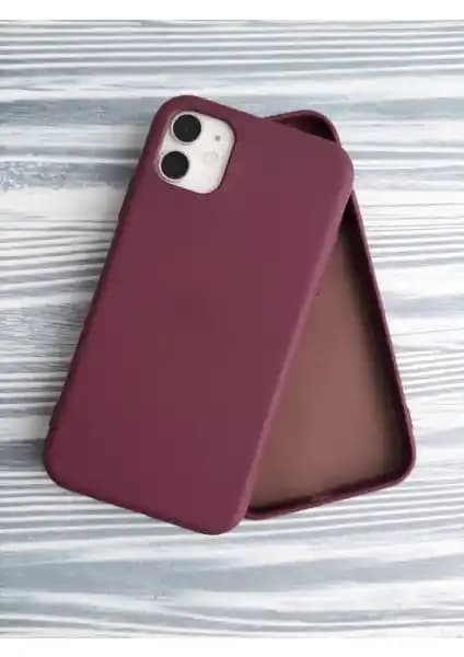 iPhone 11 ve iPhone 13 İçin Kadife Esnek Silikon Kılıf Karşılaştırması ve Özellikleri