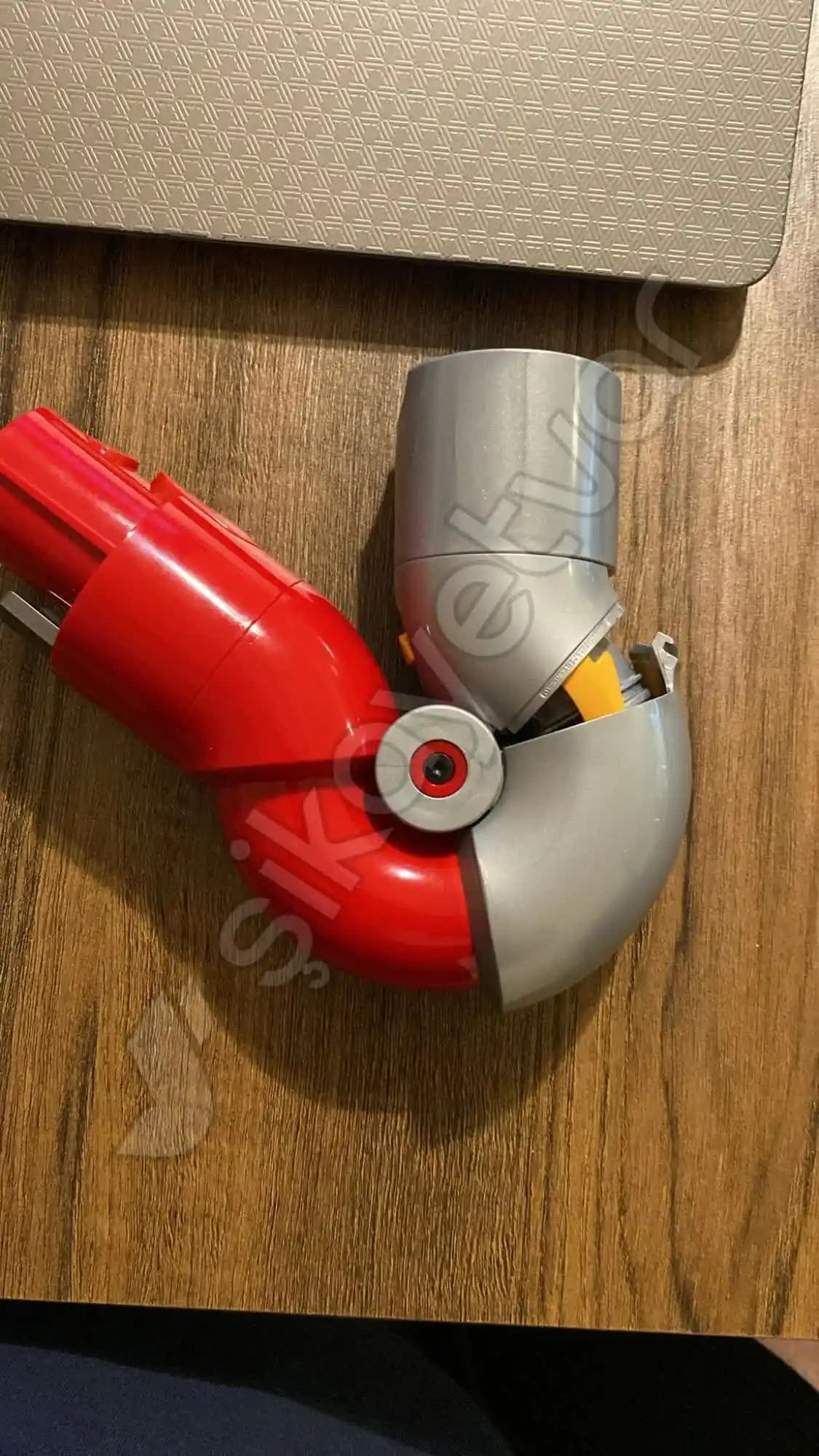 Dyson'un Yeni Nesil Koltuk Altı Aparatı: Temizlikte Devrim Yaratacak Teknolojik Çözüm