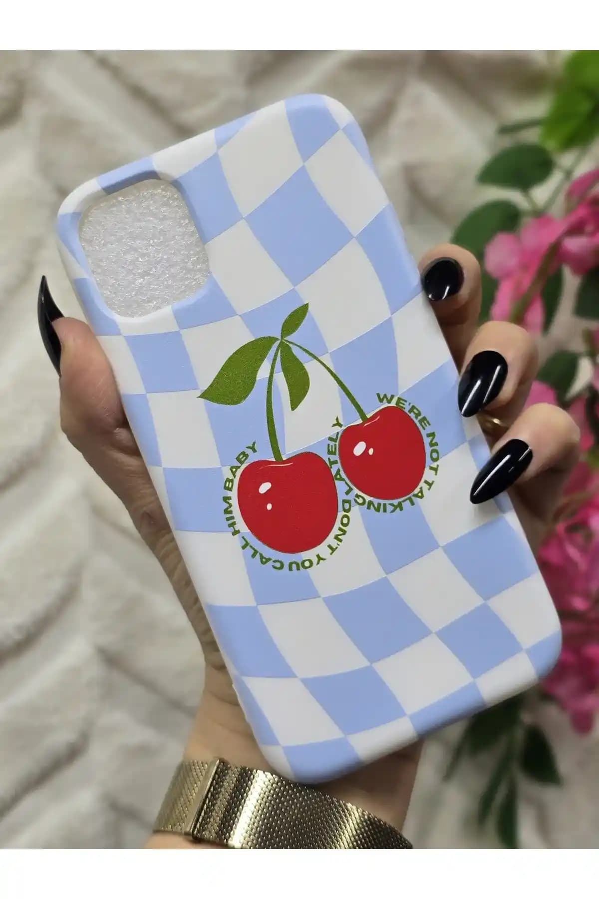 iPhone 11 için Silikon Desenli Kılıf: Koruma ve Estetiğin Mükemmel Buluşması