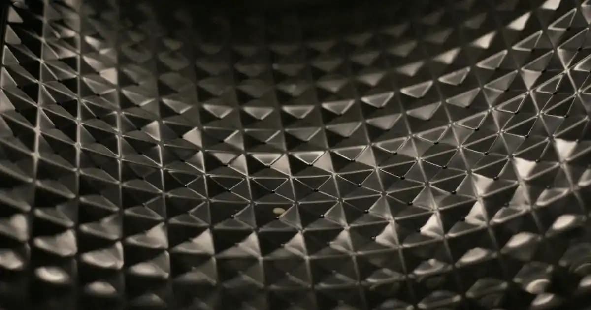 Kulak Üstü Kulaklıklar ve Ses Kalitesini Artıran Teknolojiler Hakkında Kapsamlı Bilgi