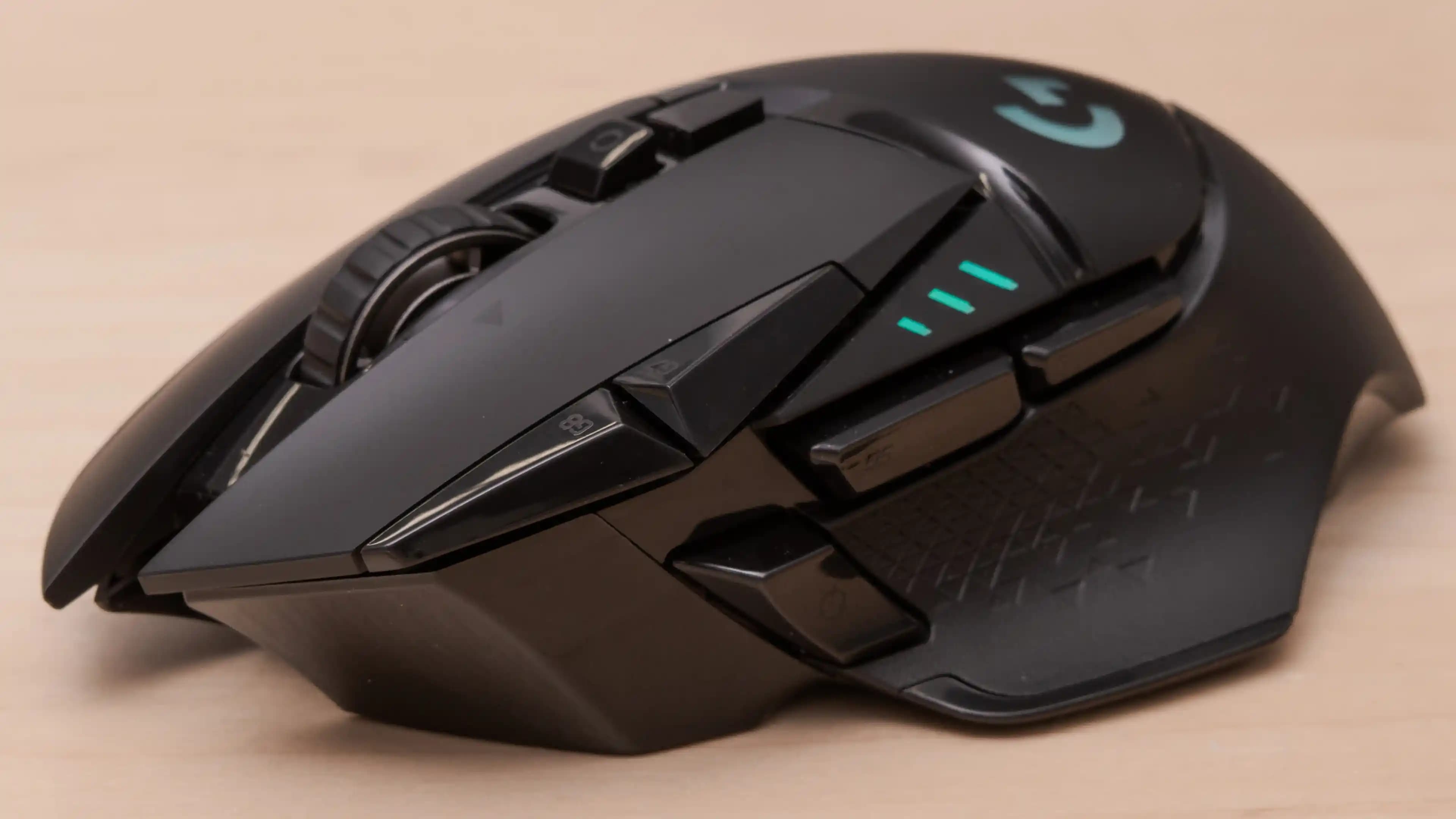 Logitech G502 Serisi Oyun Faresi: Gelişmiş Özellikler ve Performans İpuçları