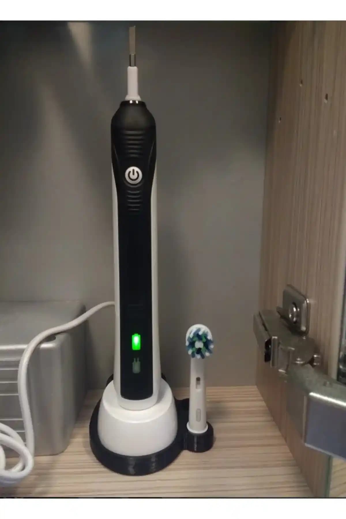 Oral-B Elektrikli Diş Fırçası Aksesuarları: Kullanım, Çeşitler ve Bakım İpuçları