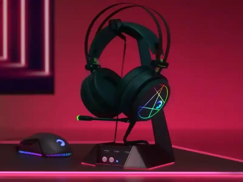 Oyuncu PC Aksesuarları: Oyun Deneyimini Yükselten Temel ve Gelişmiş Seçenekler