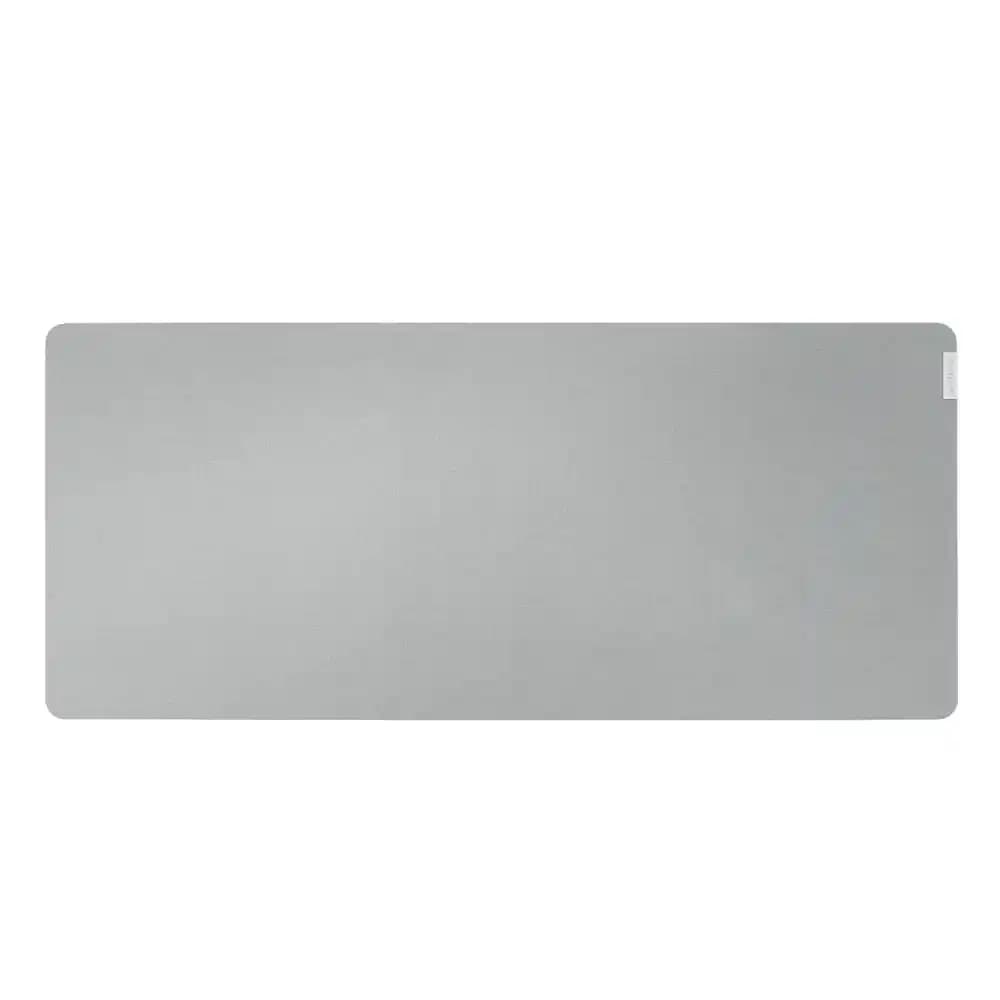 Pro Serisi Gri Renkli Gaming Mouse Pad: Yüksek Hassasiyet ve Estetik Tasarım Özellikleri