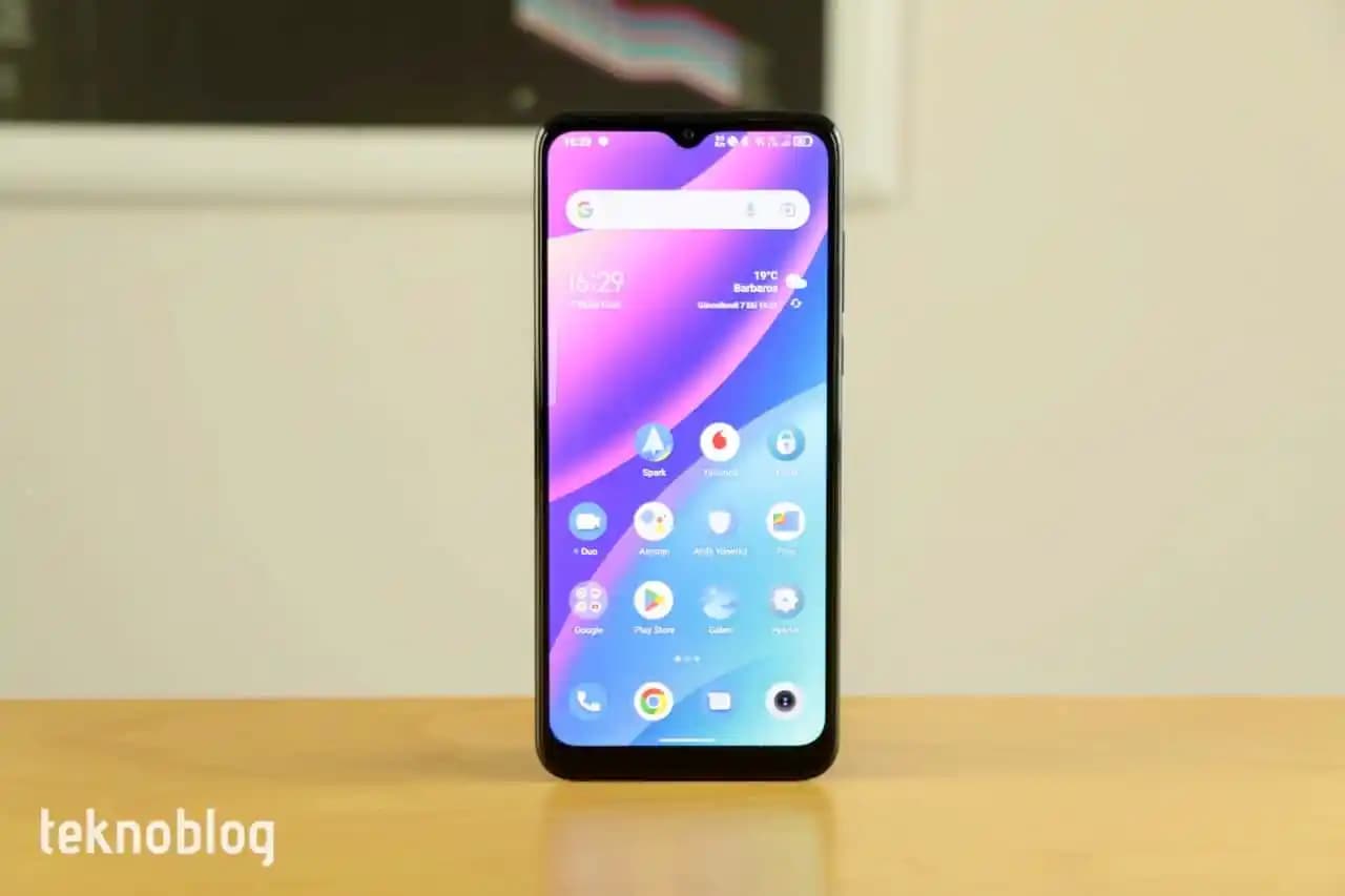 Samsung Galaxy A16 ve TCL 30 SE Akıllı Telefon Modellerinin Detaylı Karşılaştırması
