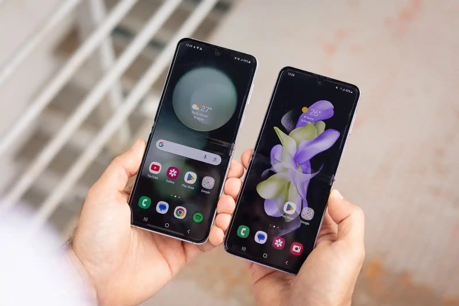 Samsung Galaxy Flip4 ve Flip5 Modellerinin Özellikleri ve Kullanıcı Avantajları