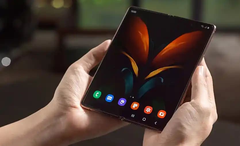 Samsung Katlanabilir Telefonlar: Fiyatlar ve Piyasa Durumu Analizi