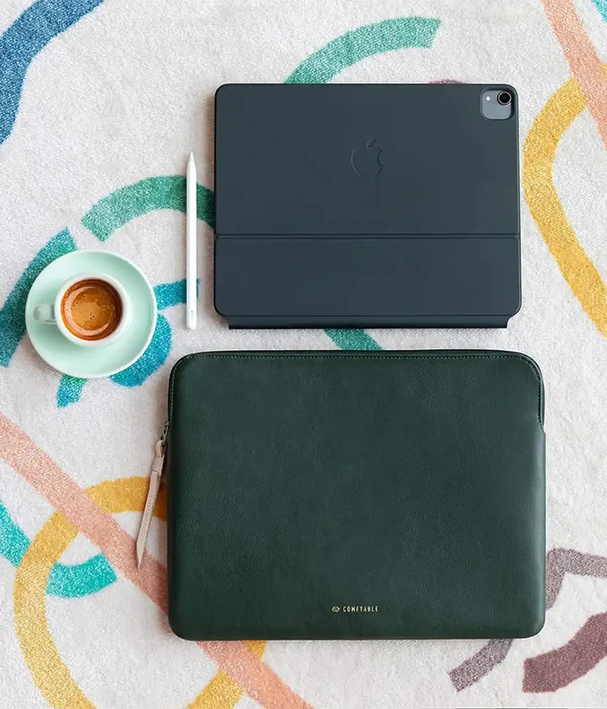 Vintage Şık Silikonsuz iPad Kılıfı: Estetik ve Koruma Bir Arada