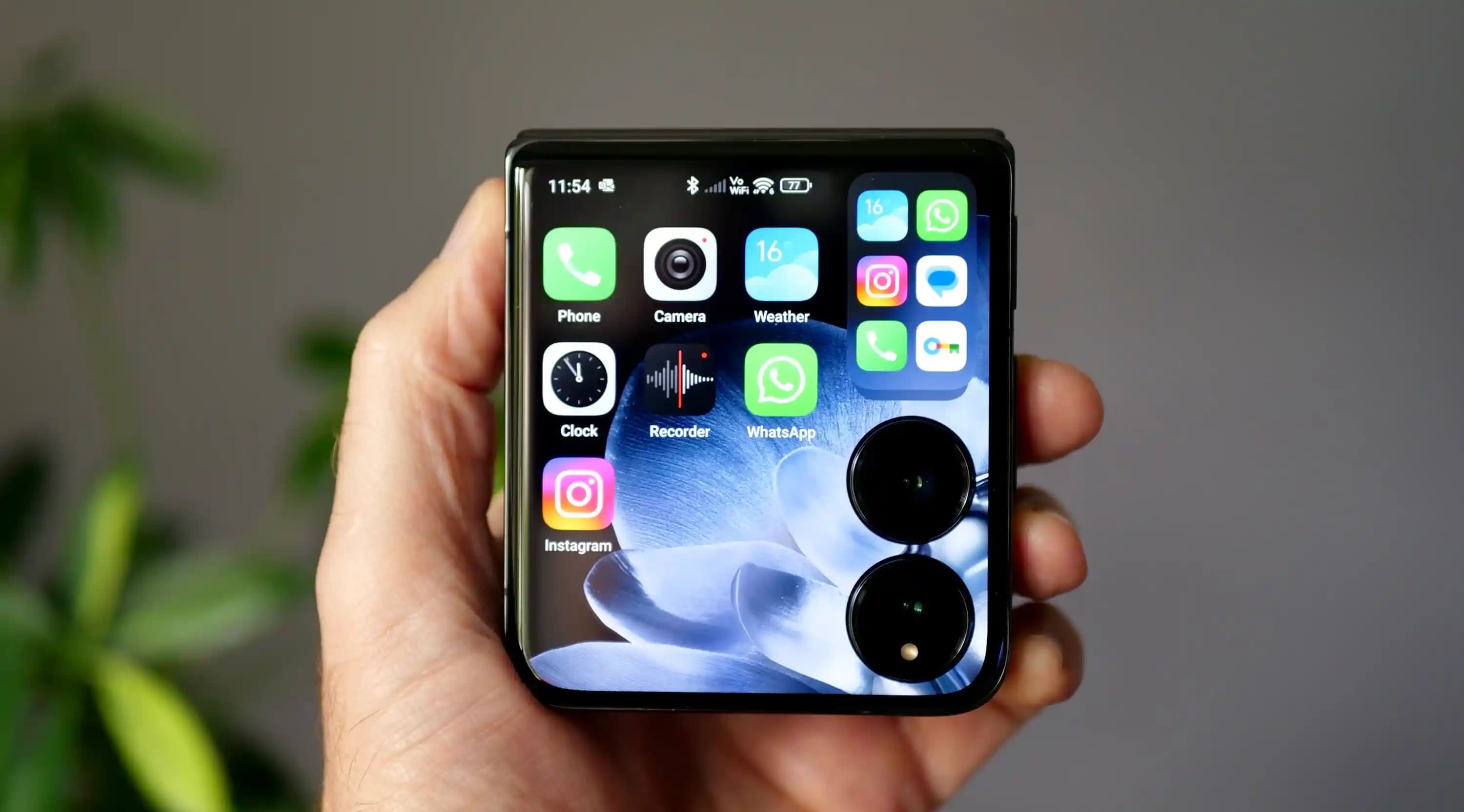 Xiaomi ve Samsung Katlanabilir Telefon Modelleri Fiyat ve Özellik Karşılaştırması