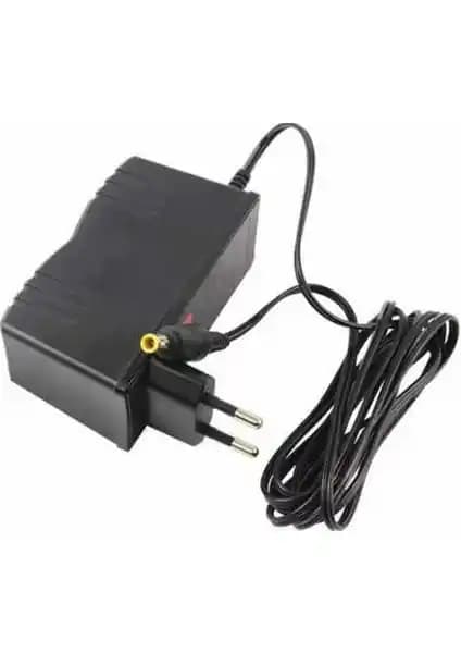 D-Smart Adaptörü 12V 2.5A Ortası İğneli Güç Kaynağı Elektronik Cihazlar İçin Güvenilir Çözüm