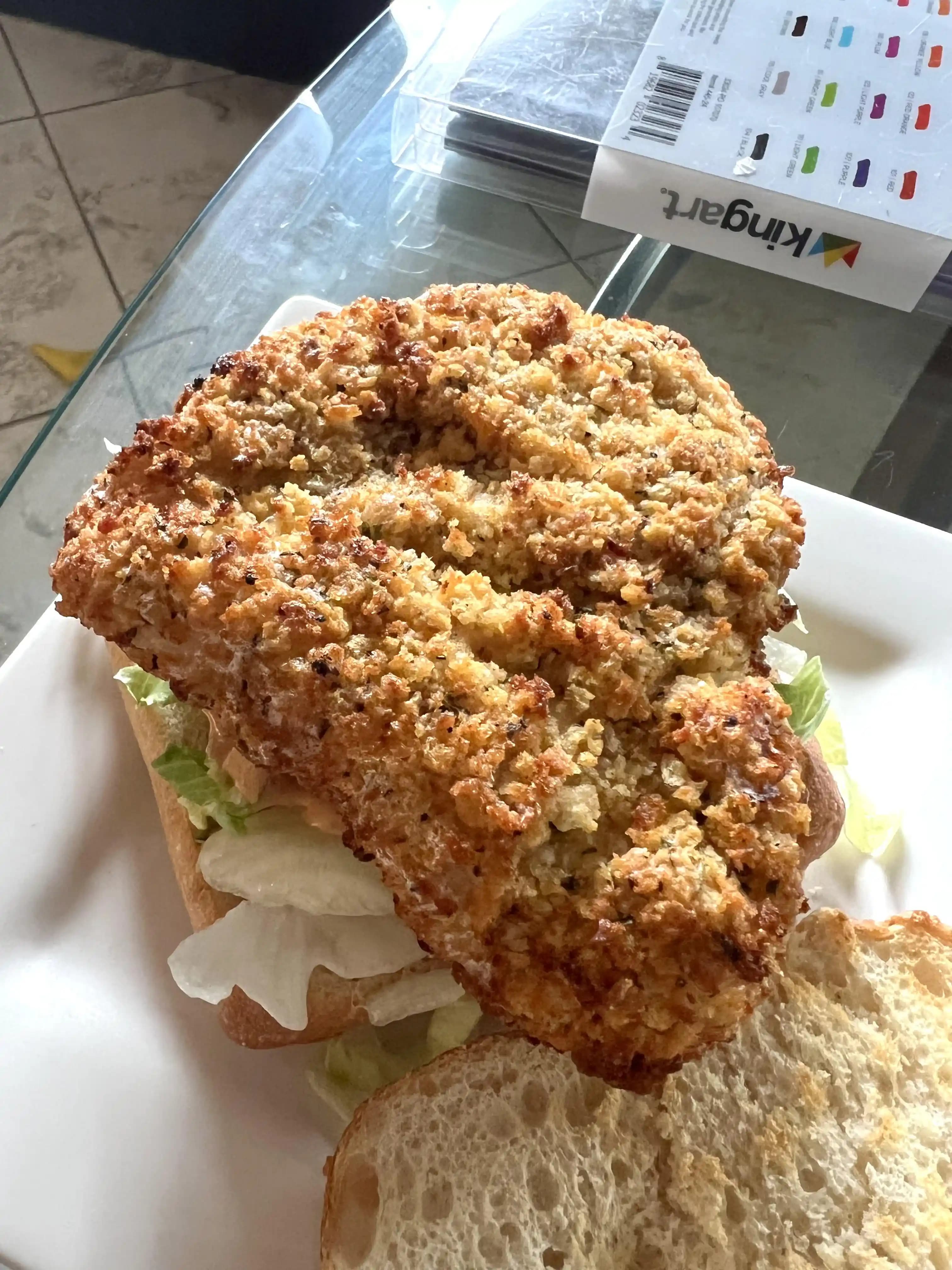 Air Fryer ile Sağlıklı ve Pratik Tavuklu Sandviç Tarifleri ve Pişirme İpuçları