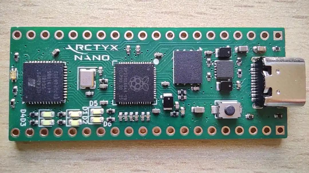 Arctyx Nano: Açık Kaynaklı, Düşük Maliyetli FPGA Geliştirme Kartı Tasarımı ve Özellikleri