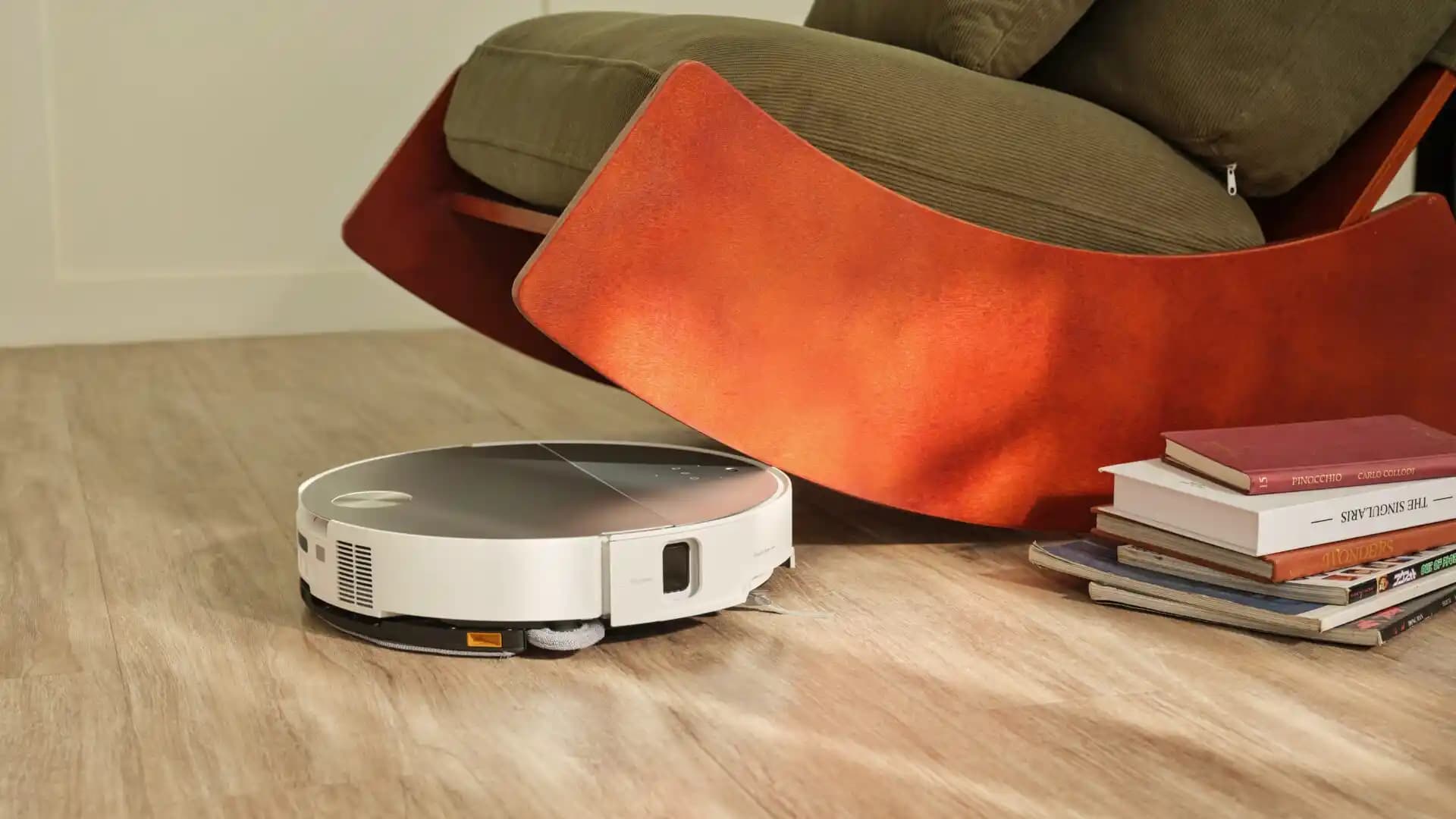 Costco'da Satılan Roborock QX Revo Ultra ve Dreams GoVac 600 Robot Süpürgelerin Karşılaştırması