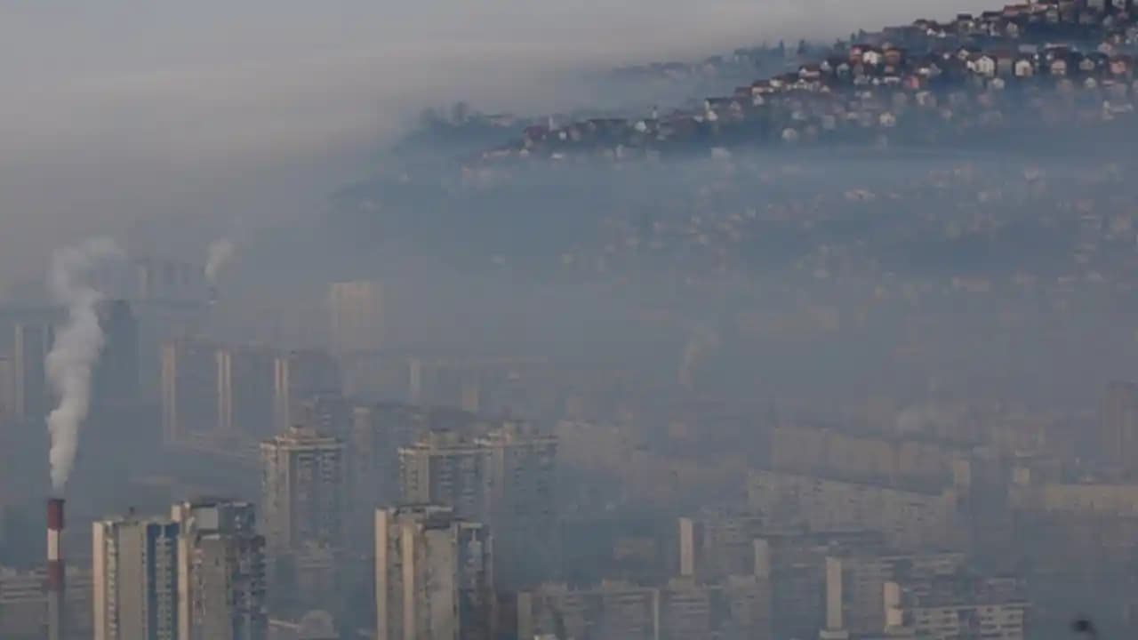 Delhi NCR İçin Yatak Odası Hava Temizleyici Seçimi: CADR, Filtre ve Performans Analizi