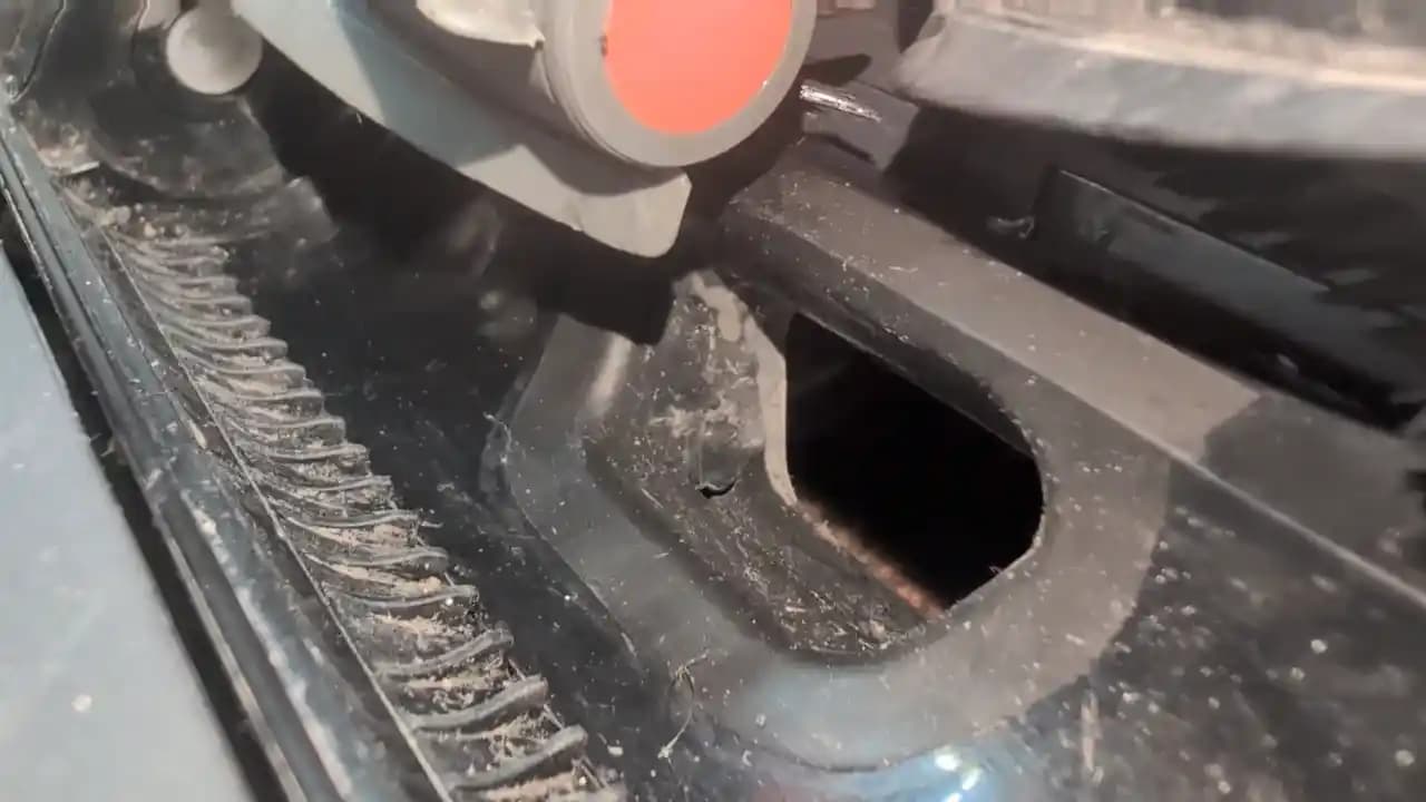 Eufy E25 ve E28 Robot Süpürgelerde İnce Silikon Membran Sorunu ve Kullanıcı Deneyimleri