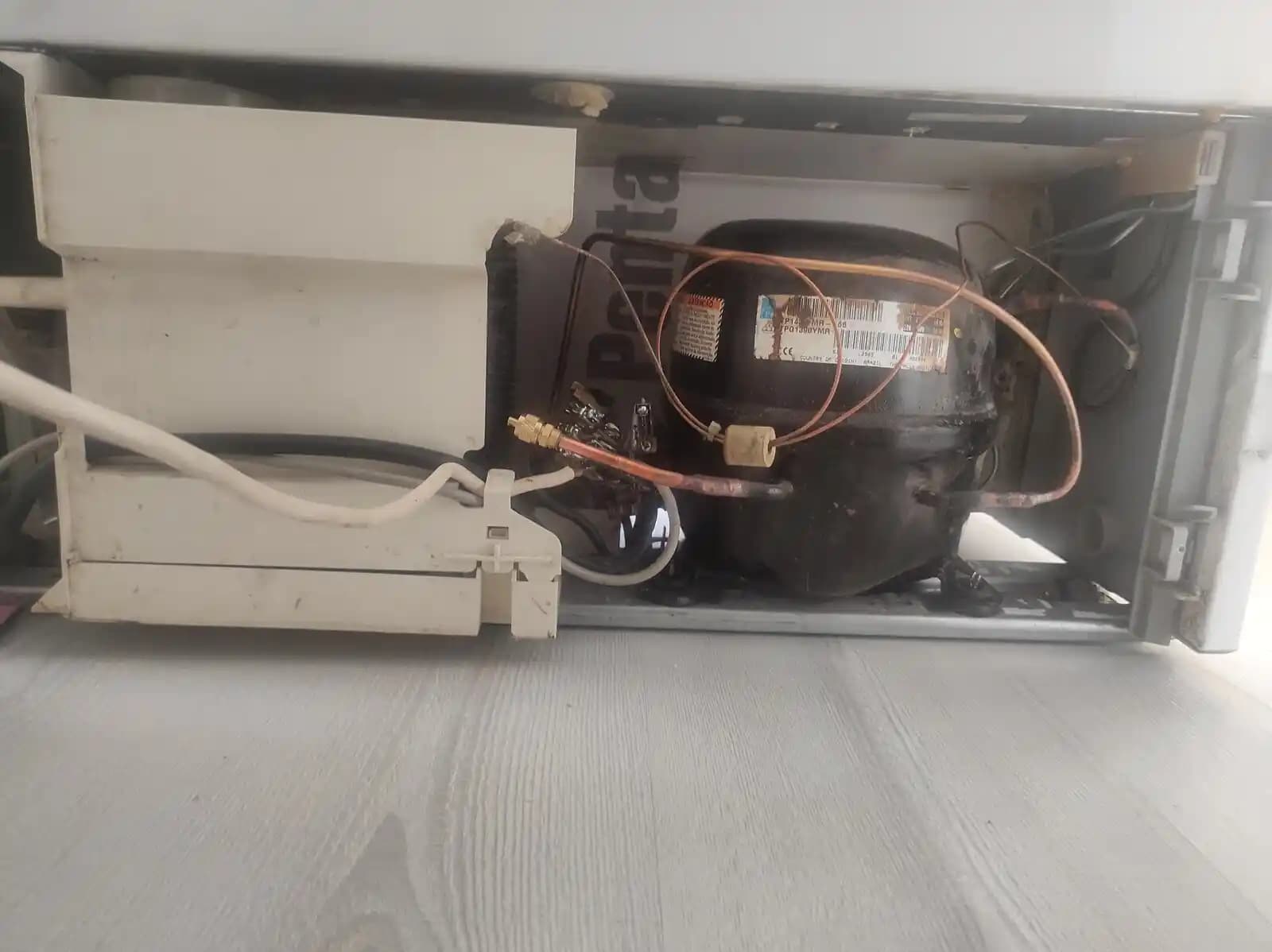 GE Buzdolabı Kompresör Arızası ve Servis Sorunları: Tüketici Deneyimleri ve Çözüm Önerileri