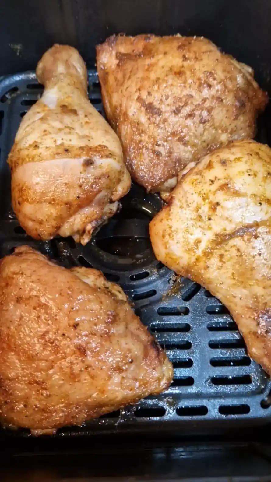 Hava Fritözünde Tavuk Pişirirken Doğru Süre, Sıcaklık ve Gıda Güvenliği Rehberi