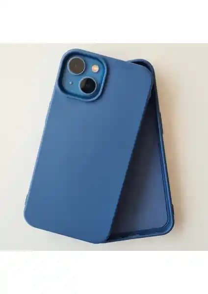 Pirok Store iPhone 13 ve iPhone 15 Uyumlu Kadife Silikon Kılıf Karşılaştırması