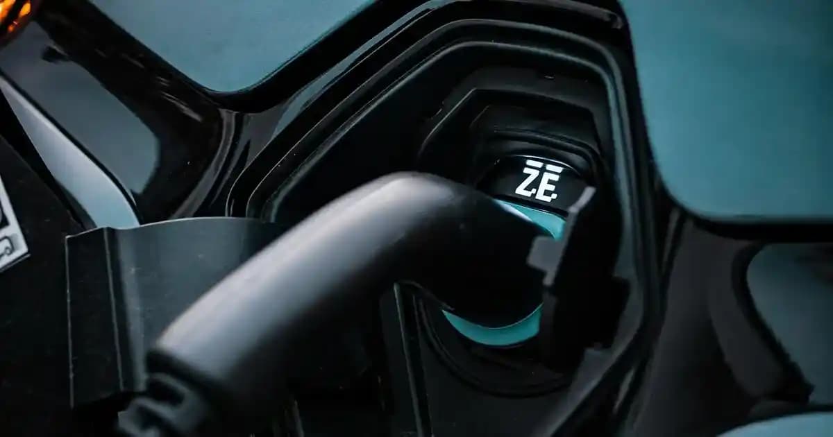 Shell'in Termal Yönetim Sıvısı ile Elektrikli Araçlarda Hızlı Şarj Teknolojisi ve Altyapı Zorlukları