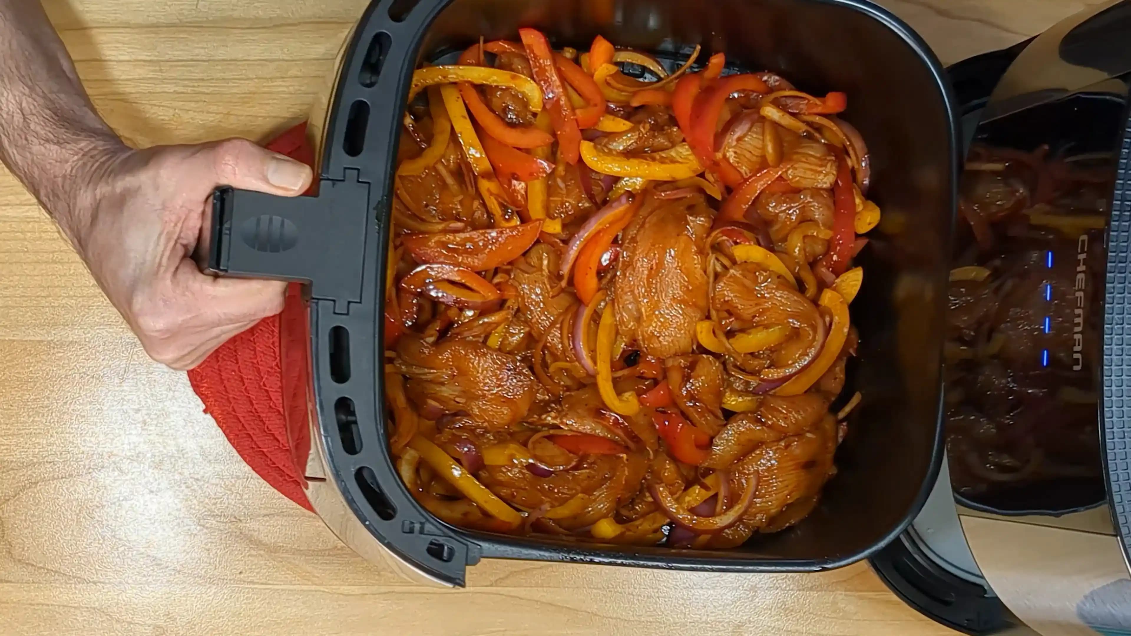 Air Fryer ile Tavuk Fajita Hazırlama: Pratik ve Lezzetli Tarifin Detayları