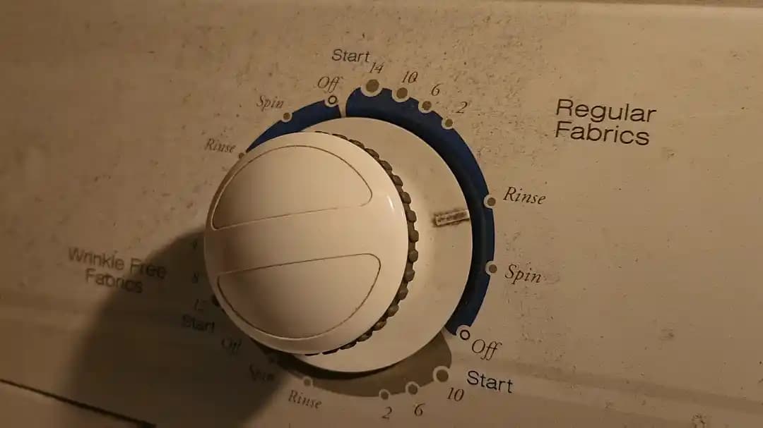 Çamaşır Makinesinin Su Almaması ve Dönmemesi Sorunlarının Nedenleri ve Çözüm Yöntemleri