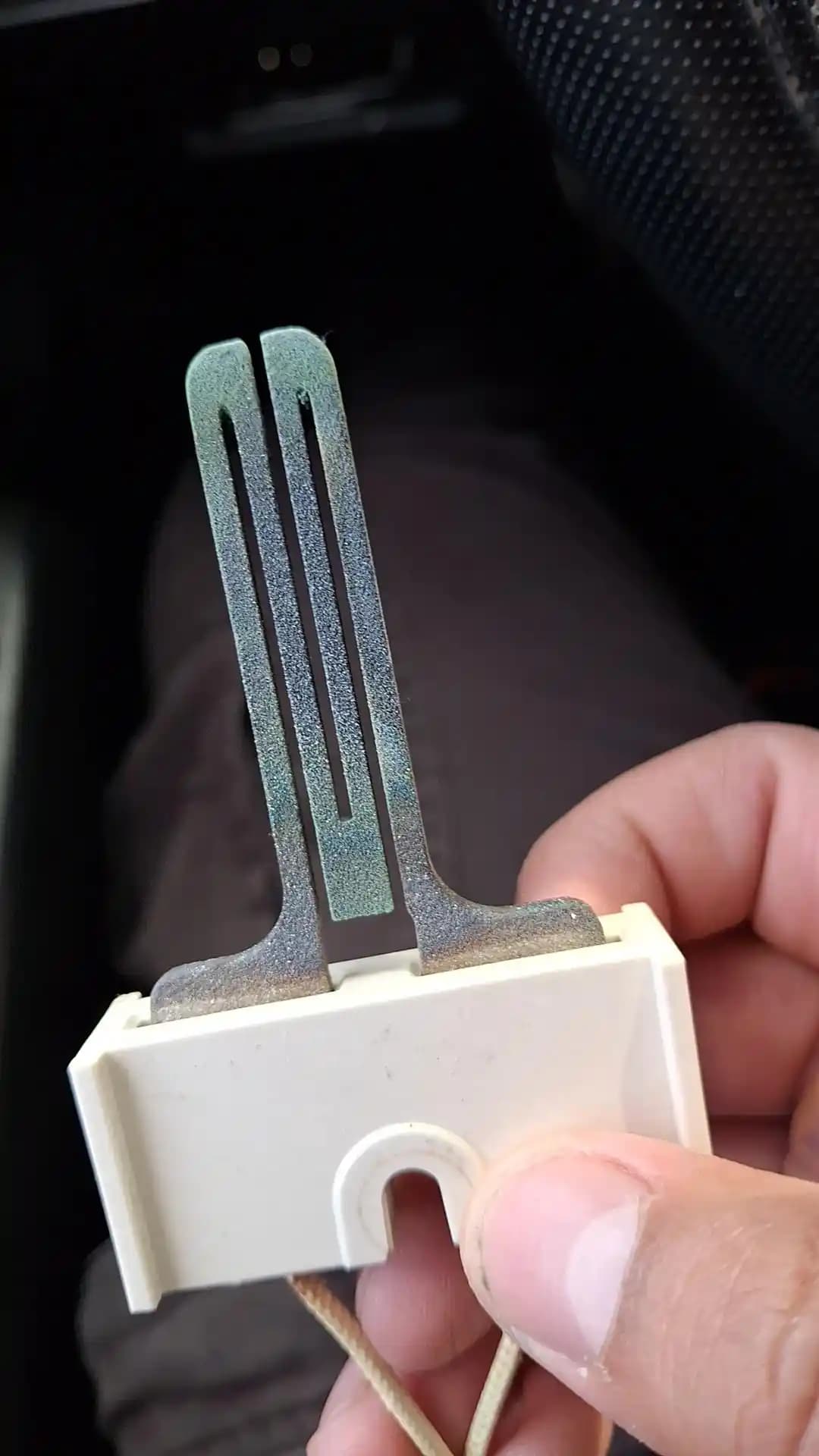 Kurutucu Ateşleyicilerinde Yeşil Renk Değişimi ve İşleyiş Mekanizmasının Detaylı İncelenmesi