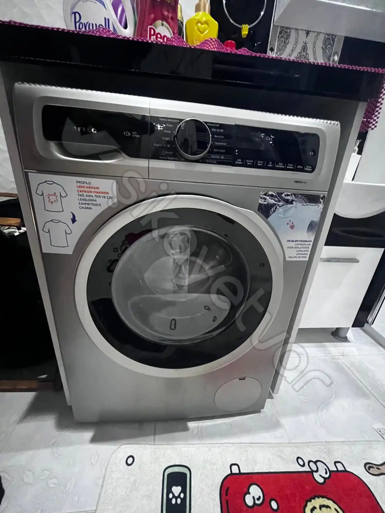 Maytag Centennial Curca 2015'te Evcil Hayvan Tüylerinin Çamaşır ve Kurutucudan Temizlenme Sorunları