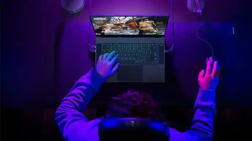 Öğrenciler İçin Performans ve Dayanıklılık Odaklı En İyi Dizüstü Bilgisayar Seçenekleri