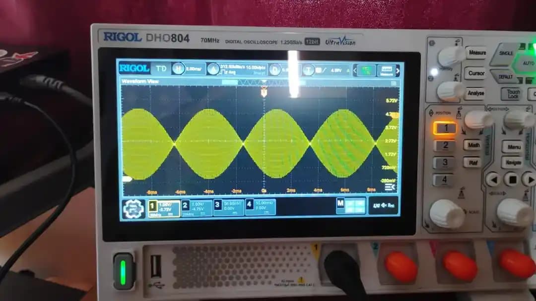 Osiloskop Deneyleri İçin Kendi Kendine Yapılan Çok Fonksiyonlu Sinyal Jeneratörü Projesi