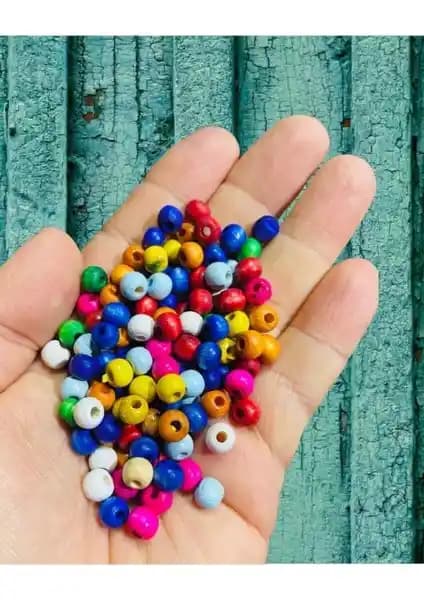 Selin 10 mm Karışık Renkli Ahşap Boncuk 100 gr: Doğal ve Canlı Tasarım Malzemesi