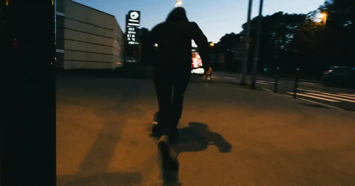 Sürücüler İçin Kompakt ve Güvenli Kendini Isıtan Yemek Kutuları Seçimi ve Kullanımı