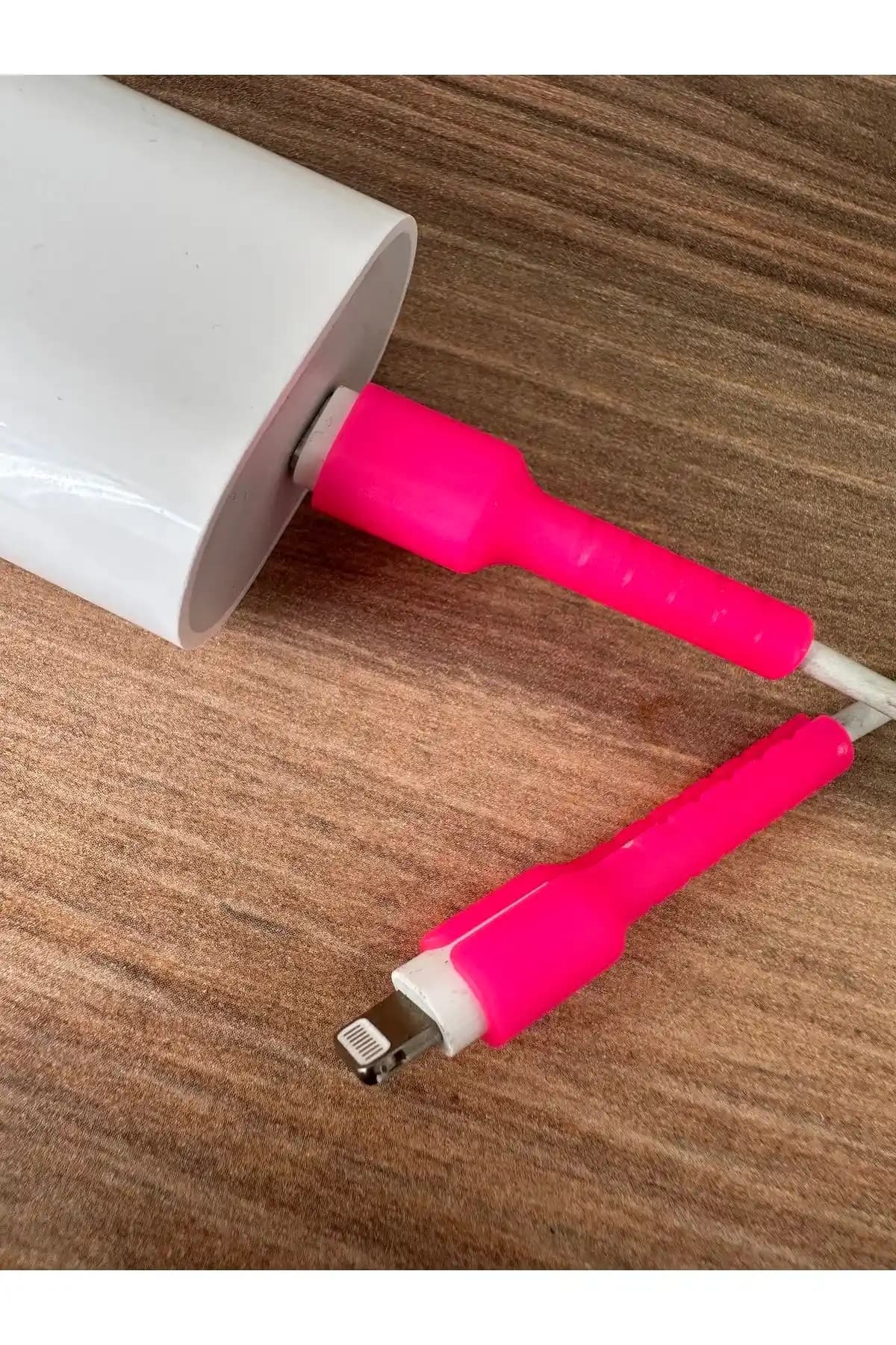 Go Aksesuar Pembe Kablo Koruyucu Apple Type-C Lightning Uyumlu Dayanıklı Tasarım